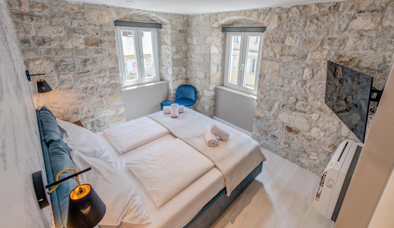 Palace Luxury Retreat Split Exterior photo